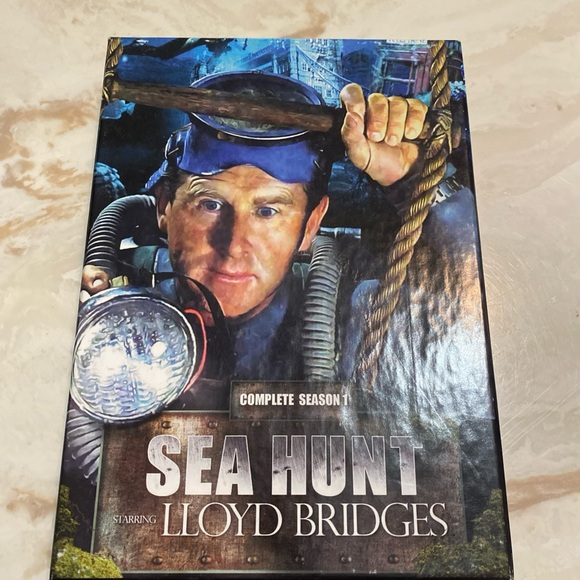 Sea Hunt Complete Season 1 DVD - Picture 1 of 14